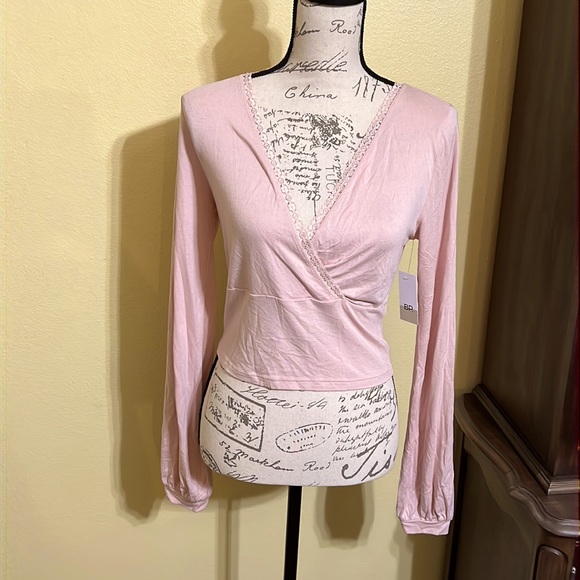 bp Tops - #11 BP. Long Sleeve Crop Top